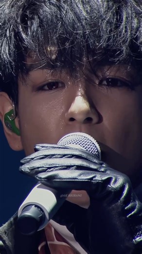 4K BIGBANG on Instagram: "[4K 60FPS] BIGBANG - TELL ME GOODBYE @ BIGBANG +α JAPAN DOME TOUR 2013～2014 Full version has been uploaded to my Youtube channel “4K BIGBANG”, you can click the link in my bio to watch BIGBANG 4K videos🥰 @xxxibgdrgn @d_lable_official @__youngbae__ #Tellmegoodbye #gdragon #taeyang #daesung #bigbang"