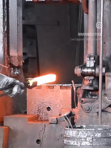 🛠️ Built for the trade. Priced for the crew. From sledgehammers to bull pins, our ironworking tools are forged for real work — and right now, they’re 20% OFF. Use code IRON20 at checkout. #warwoodtool #iron20 #madeintheusa #ironworker #dropforged #wheelingwv