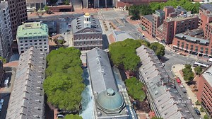 🏙️ Explore Boston’s Historic Faneuil Hall Marketplace! 🛍️✨Located in the heart of Boston, Faneuil Hall Marketplace is more than just a shopping and dining destination—it’s a piece of American history! Built in 1742, Faneuil Hall originally served as a marketplace and meeting hall, where revolutionary leaders like Samuel Adams and James Otis gave speeches that helped shape the country. 🇺🇸 🔎 Fun Facts & History: 🏛️ “The Cradle of Liberty” – Faneuil Hall earned this nickname due to its role i