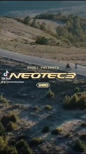 CAPACETE SHOEI NEOTEC 3 Motivos não irão te faltar para conhecer lugares novos com o Shoei Neotec 3. Sinta-se livre e seguro para explorar novos horizontes e se aventurar pela estrada. 🏍 O companheiro perfeito para qualquer exploração sobre duas rodas. Conte para nós, o que você achou desse capacete? #shoei #shoeibrasil #shoeibr #neotec #lançamento #capacete
