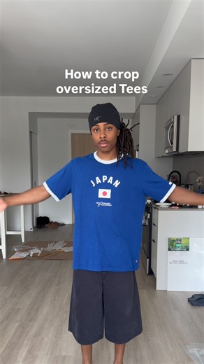 How To Crop Oversized Tees #fashion #sewingtips