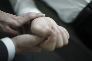 Taking Care of Someone Having an Epileptic Seizure