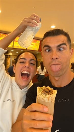 Ronaldo & Georgina Funny Dinner Moment at Restaurant | He Makes Faces & She Laughs Nonstop