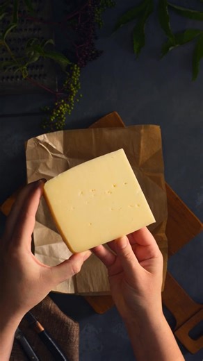 31K views · 641 reactions | From arguably the MOST-CREATIVE CHEESEMAKER in America to your table! 燎: Carr Valley Cheese : La Valle, WI #TheStateOfCheese | Wisconsin Cheese | Facebook