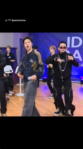 It's really a spoiler for 'ZOOM ZOOM' in Jakarta😏 #TREASURE Pulse On Tour #트레저 NEW WAV #kpop #shorts