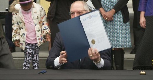 After 130 years, descendants of landmark segregation case unite for Louisiana's first posthumous pardon