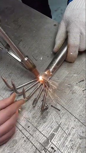 Fiber Laser Welding for Carbon Steel #weldinglife #metalwelding