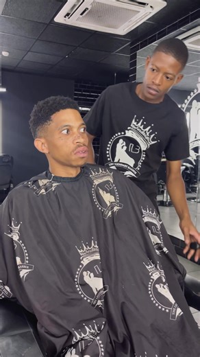 3.3M views · 10K reactions | Bad timing 臘‍♂️樂 Legends Barbershop #KRM | William Last KRM | Facebook