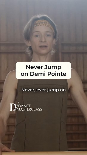 This class helps you: ✅ Improve spotting & balance ✅ Master directional changes with control ✅ Enhance your turning technique beyond classic pirouettes Refine your movement & turn with confidence! 🔗 www.dancemasterclass.com #DanceMasterclass #Ballet #TurningTechnique #Dance #Dancer #Learning #Inspiration #Class #OnlineClass | Dance Masterclass