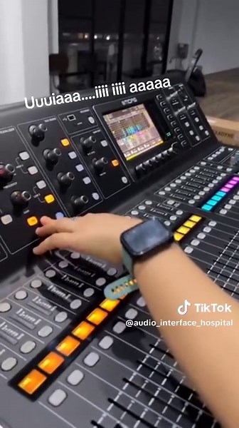 Basic vocal soundcheck #pichetfb #mix #livemix #engineerlivemix