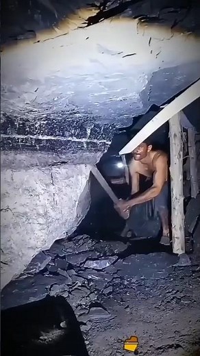 ‎Why Is Hand Mining Coal One of the World's Most Dangerous Jobs? 😳⛏️ #coalmining #dangerousjobs