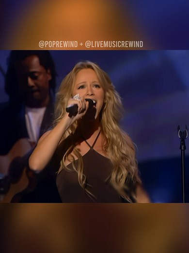 PopRewind 💽 Mariah Carey - Through The Rain Live @ American Music Awards 2003 #poprewind #mariahcarey #music #foryou #foryoupage #fy #fyp #throwback #2000s #2000smusic #throwbacksongs #2000sthrowback #live #concert #livemusic #throughtherain