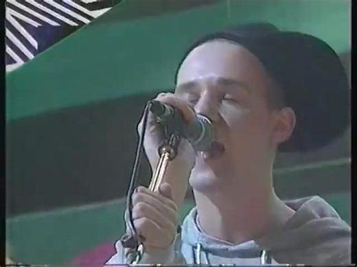 EMF. "Unbelievable". La canción «Unbelievable» de EMF fue lanzada en el Reino Unido en octubre de 1990 y alcanzó el número 3 en su lista de sencillos. En Estados Unidos, fue lanzada en 1991 y se convirtió en un éxito número uno en el Billboard Hot 100. El éxito se debió a su sampleo de la voz de Andrew Dice Clay y a su éxito en las listas de países como Reino Unido, Bélgica, Alemania, Irlanda, Países Bajos, Noruega, España y Suecia. EMF's song "Unbelievable" was released in the UK in October 199