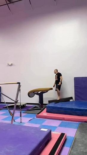2024: Level 2 2025: Level 4, Level 6 and 💥 We are so incredibly proud of seven year old @kratos_gymnast_alisha for even attempting this HUGE vault for the first time tonight. The complexity of this vault is astounding, and she fought through any doubts, trusted herself and coach @mihael_c_anton , and went for it 🤩 We are so grateful to have the vision and incredible spotting skills of Coach Mihael. Providing CT gymnasts the chance they hadn’t had to aim for an elite career. . . . #gymnastics #