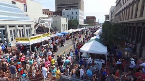 The 10th Annual Galveston Island Shrimp Festival takes over The Strand THIS WEEKEND! 🥳🦐🍤 Come out & kick off the fall festival season in Galveston with some of the best shrimp you'll ever have! There's live music, vendors and tons of other entertainment, it's a great time for the whole family! Get more info at 🔗 https://galvtx.com/2mWa2HP | Galveston Island