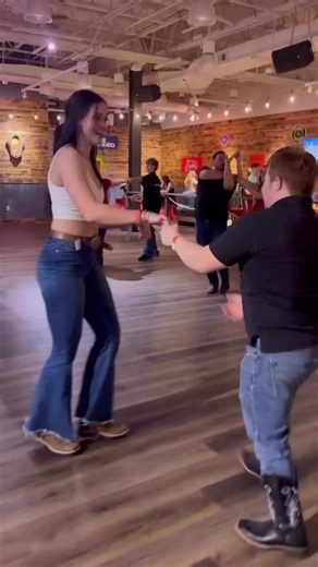 Mastering Line Dance Moves Like a Pro