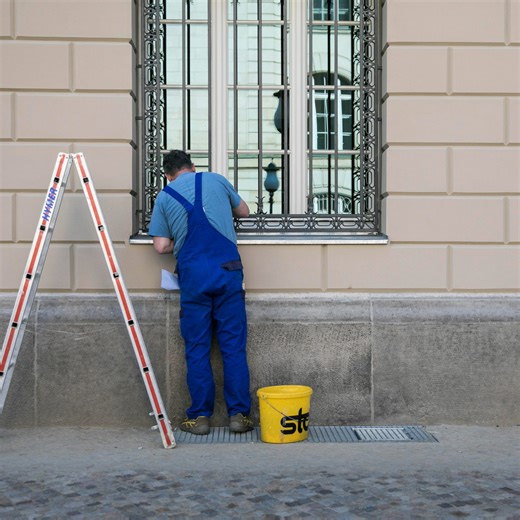 Who gets back pay and who doesn't after a government shutdown?