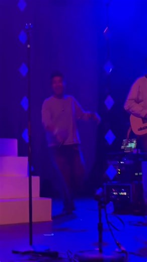 Adrian Lyles Live Performance at Freya Sky's Tour