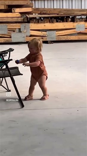 How to build an airplane hanger in 60 seconds!