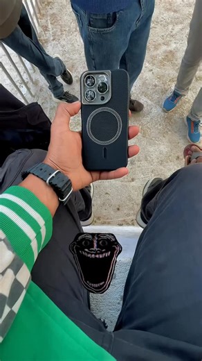 𝐀𝐫𝐮𝐧 𝐓𝐚𝐧𝐝𝐨𝐧 on Instagram: "Ａｐｐｌｅ📍💀 #iPhone #Apple #AppleLife #iOS #AppleAddict TechLovers iPhonePhotography iPhoneography iPhoneTips AppleFans"