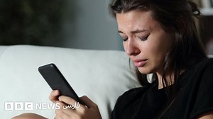 پخش عکس‌های برهنه جعلی هزاران زن در اینترنت - BBC News فارسی