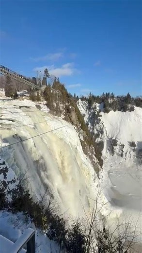 г.Квебек🏢🏡Канада🇨🇦🍁Водопад Монморанси🧊⛲️❄️