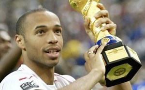 永远的大帝！亨利 国家队生涯51粒精彩进球，让你一次看过瘾