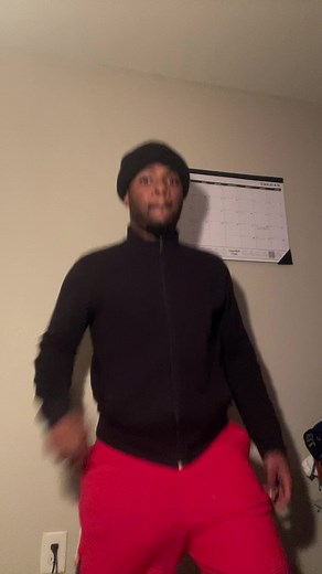 Pro at fast dancing ☺️🔥#fypシ #viral #trending #dancetok