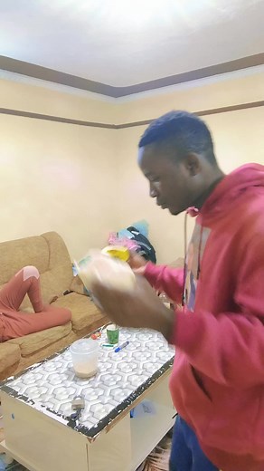 How to Properly Peel a Banana at Home