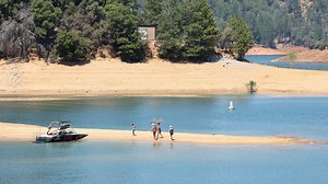 Labor Day weekend: Safety tips for boating on Lake Shasta, advice on beating traffic