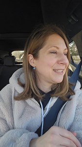 Story publiée sur mon compte Instagram english.with.maud 😁💘🙏 Suite au Reel spécial prononciation du jour... 🍫 | English with Maud