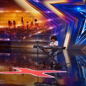 VIRAL 9-Year-Old Sings Original Song and BLOWS Everyone Away | America's Got Talent Auditions
