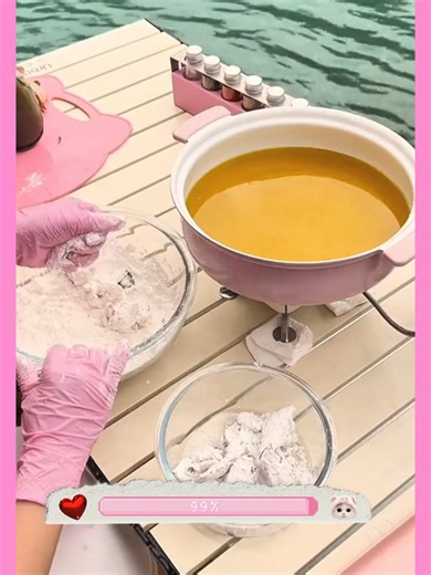 親友と水上キャンプの楽しさを体験