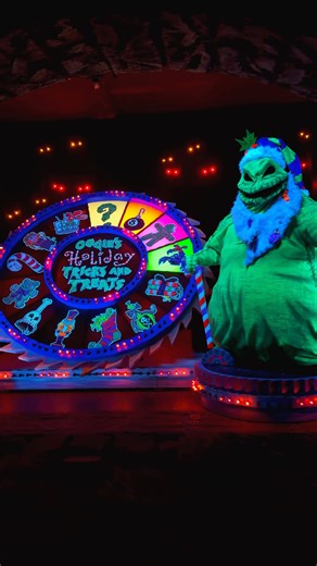 Haunted Mansion Holiday : The Nightmare Before Christmas | Disneyland #disney #holiday #fyp #youtube