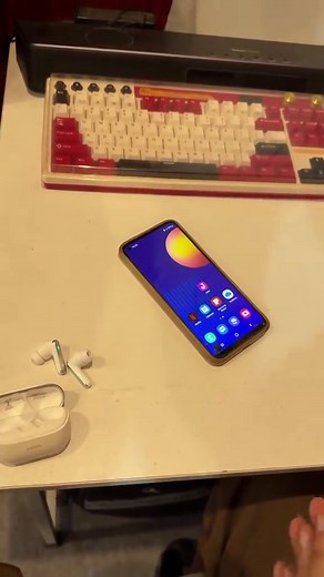 earbuds connect karne ka tarika - Bluetooth earphones setup guide