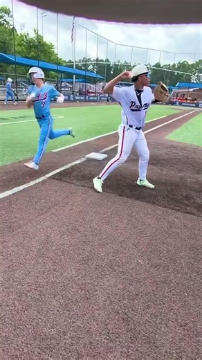 Step into an ump’s shoes 👀