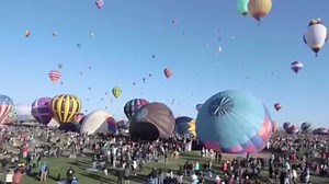 Hot air balloon festival paints New Mexico's sky