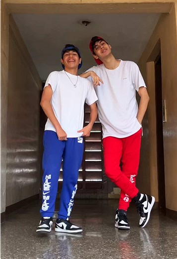 Qué tal nuestra coordinación? 🕺🏻🕺🏻🔥 #baile #trend #dance #fyp #viral