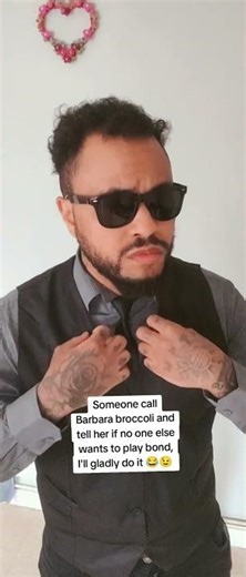 The names bond, James Bond.