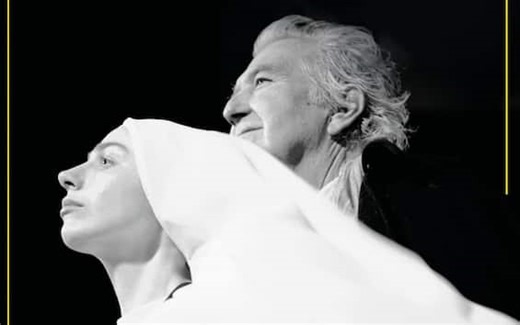 L’infinito di Umberto Contarello, tra poesia, ironia e gin tonic. La recensione del film
