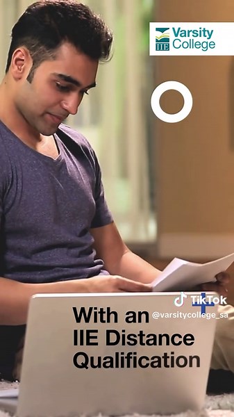 Study Flexibly with an Accredited IIE Qualification Online