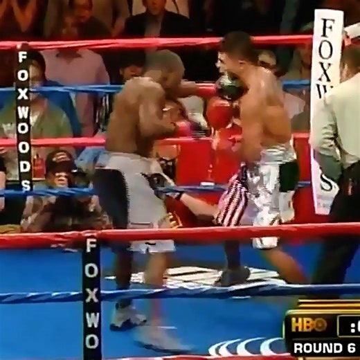 61K views · 508 reactions | Victor Ortiz vs Andre Berto Highlights | Street Fight Europe | Facebook