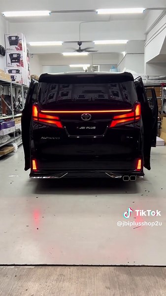 Compo Set LED Garnish and Reflector for Vellfire