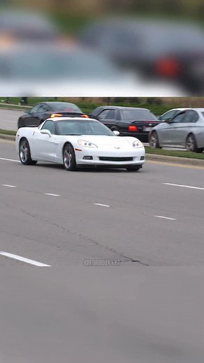 Some C6 action for your Friday night 🔥 • Tag the owners if you know them! • #c6 #c6corvette #corvette | FordGuyyyt