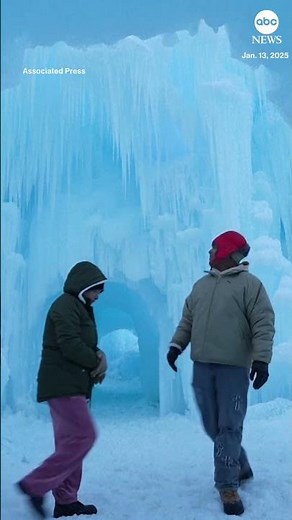 Magical ice castles draw tourists to New Hampshire