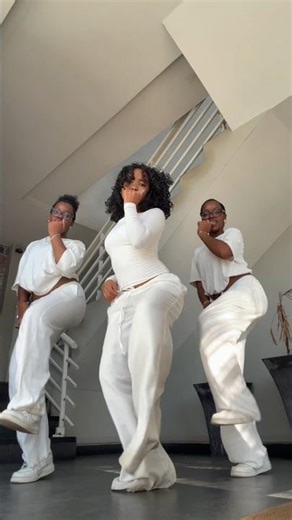 this song is too sweet 🫦🔥#tiktokdancetrends #viral #dance #shorts #trend