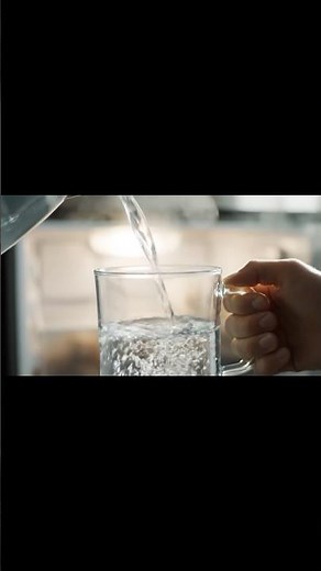 Why Does Hot Water Freeze Faster Than Cold Water? #60secondsscience #scienceuncovered #scienceontap