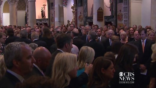 Vice President Joe Biden arrives with family at son's funeral