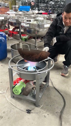 This high-powered new energy stove can burn diesel, methanol, biofuel, and other new energy fuels.