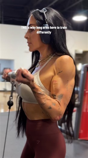 Chey Cas on Instagram: "Long arms don’t respond to shortcuts. Control > momentum. Train with intention. #longarms #longlimbs #armtraining"